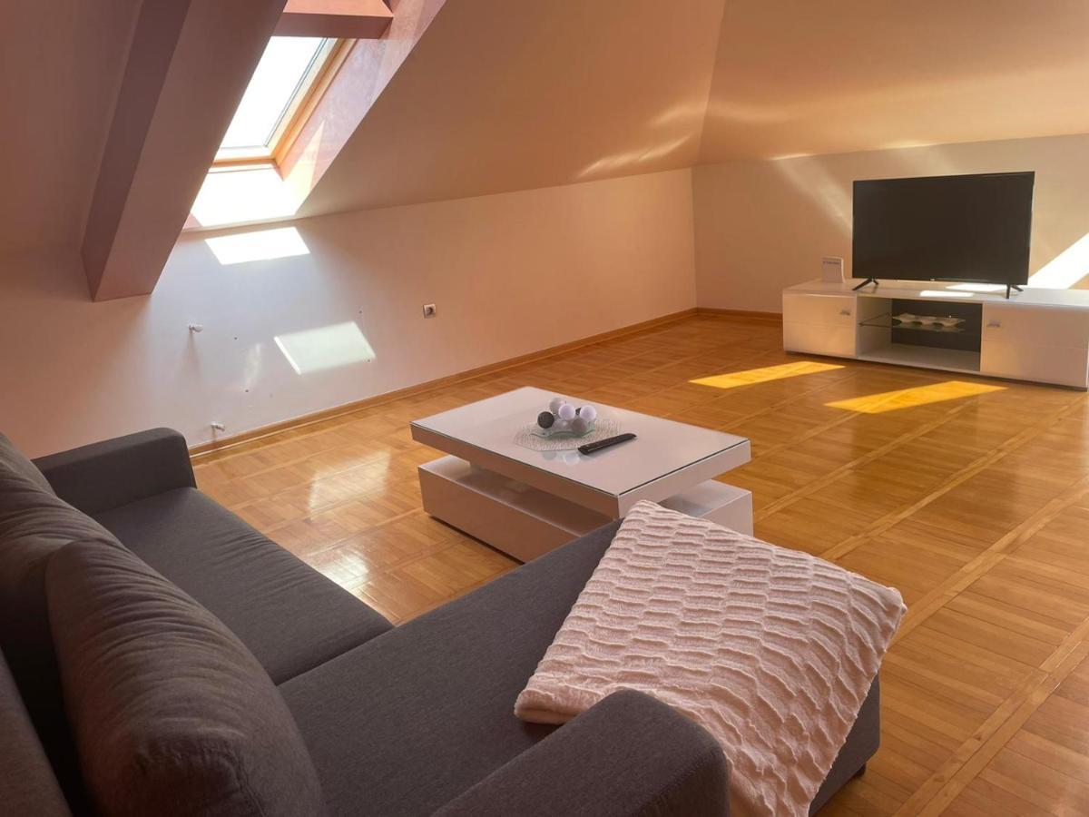 Loft Apartman Jagodina Kültér fotó