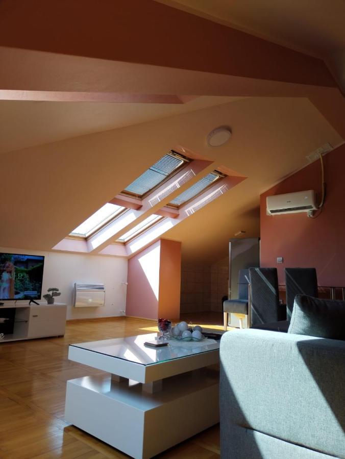 Loft Apartman Jagodina Kültér fotó